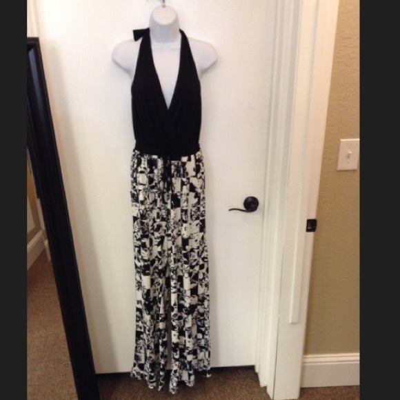 New Black & White Halter Jumpsuit - Picture 1 of 1